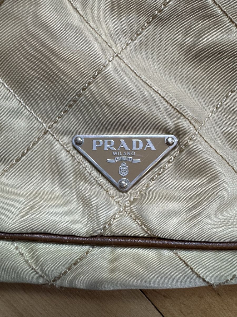 Prada Borse: Prada Umhängetasche Beige – Usato da Bern venduto da Mancini 3