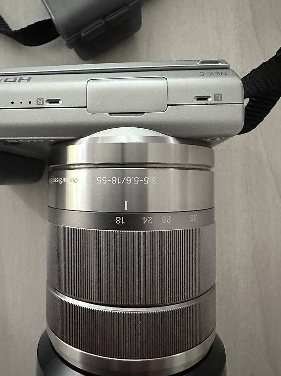 Fotocamera: 2 Sony Kameras – Usato da Zell ZH venduto da mutzen5 2