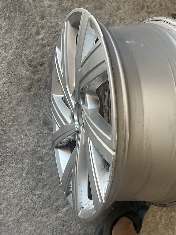 Cerchioni: Felge VW GOLF , 5H0601025 – Usato da Heiden venduto da himmberbub 1