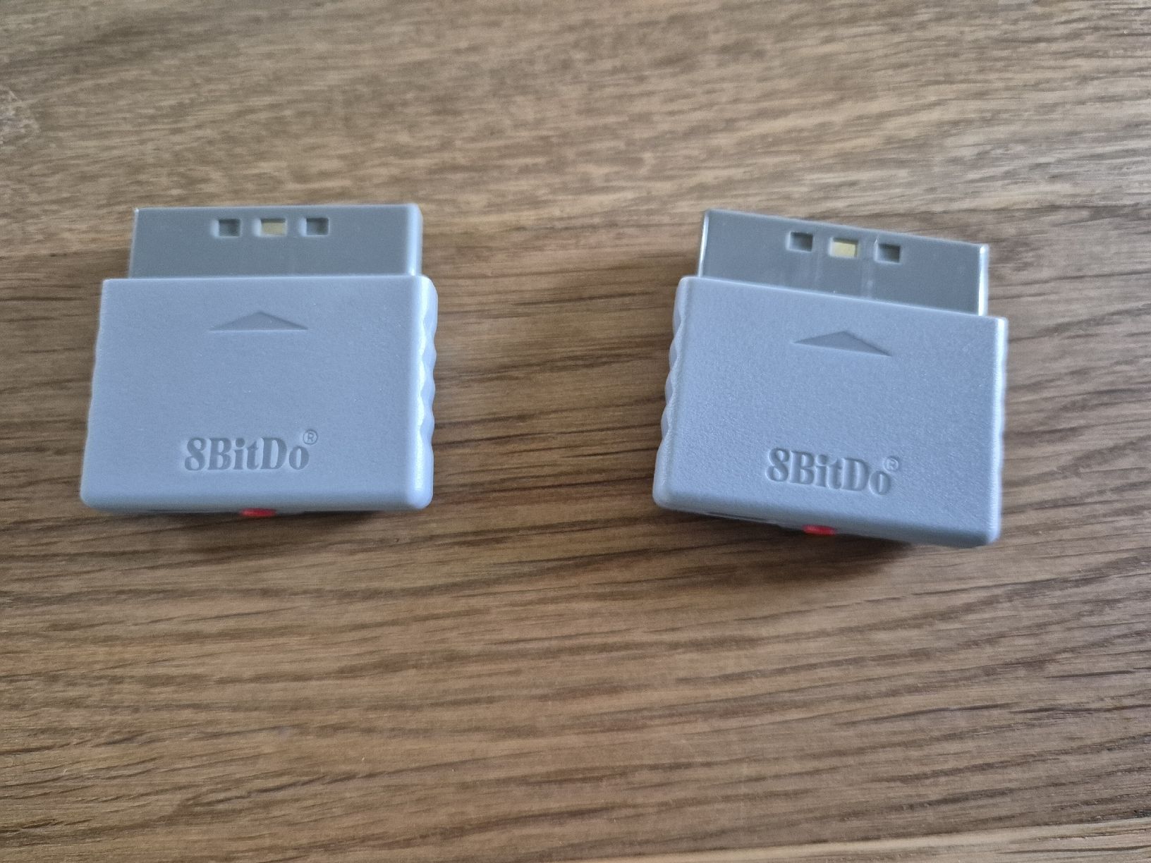 8BitDO Lecteurs & Adaptateurs: 2x 8BitDo Retro Receiver Playstation 1 – D'occasion à Gümligen par kurt2591989