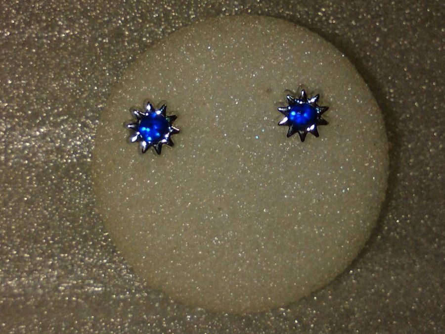 Ohrringe & -stecker: OHRRINGE MODESCHMUCK,,,2 BLUMEN,,,GLANZIG – Neu (gemäss Beschreibung) aus Basel von bijoutrie_4 3