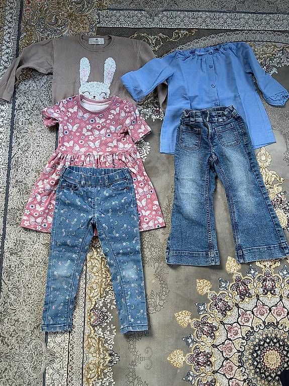 Ensembles coordonnés: Mädchenkleidung – D'occasion à Liestal par Ali5R3000 1