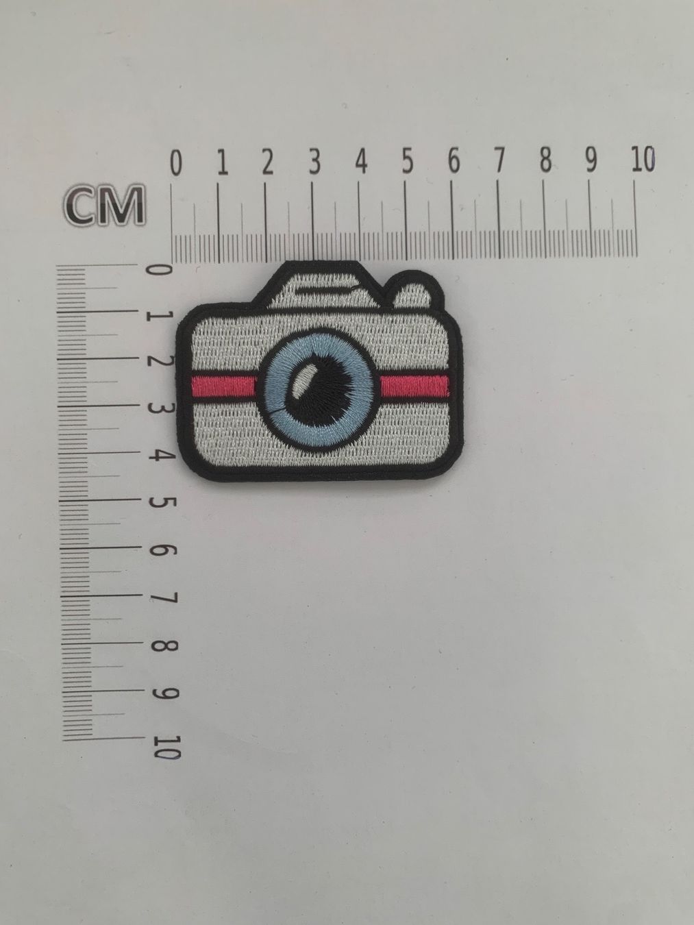 Toppe: Kamera Patch, Badge, Bügelbild – Nuovo e nell'imballaggio originale da Ostermundigen venduto da Mcone 1