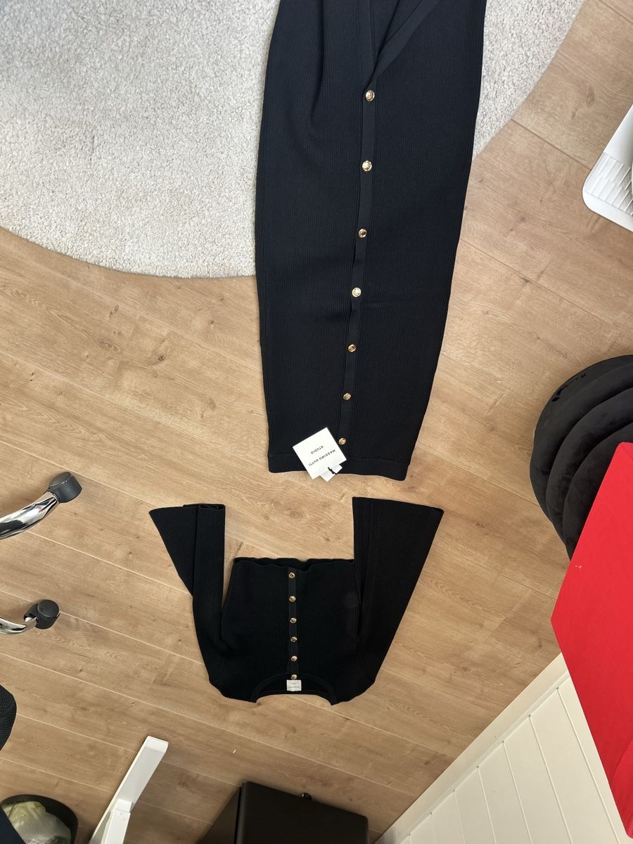 Lotti di vestiti: Massimo dutti set – Nuovo e nell'imballaggio originale da Roggwil BE venduto da Fin_96