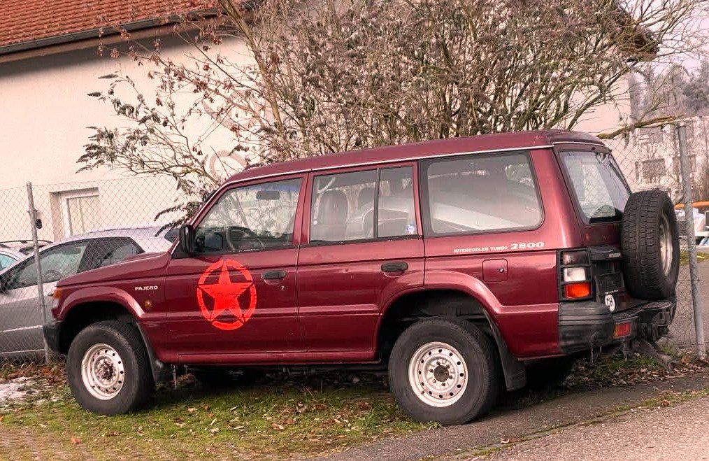 Mitsubishi Automobili: Mitsubishi Pajero 2.8 TDI – Usato da Ostermundigen venduto da Dominusfilth 9