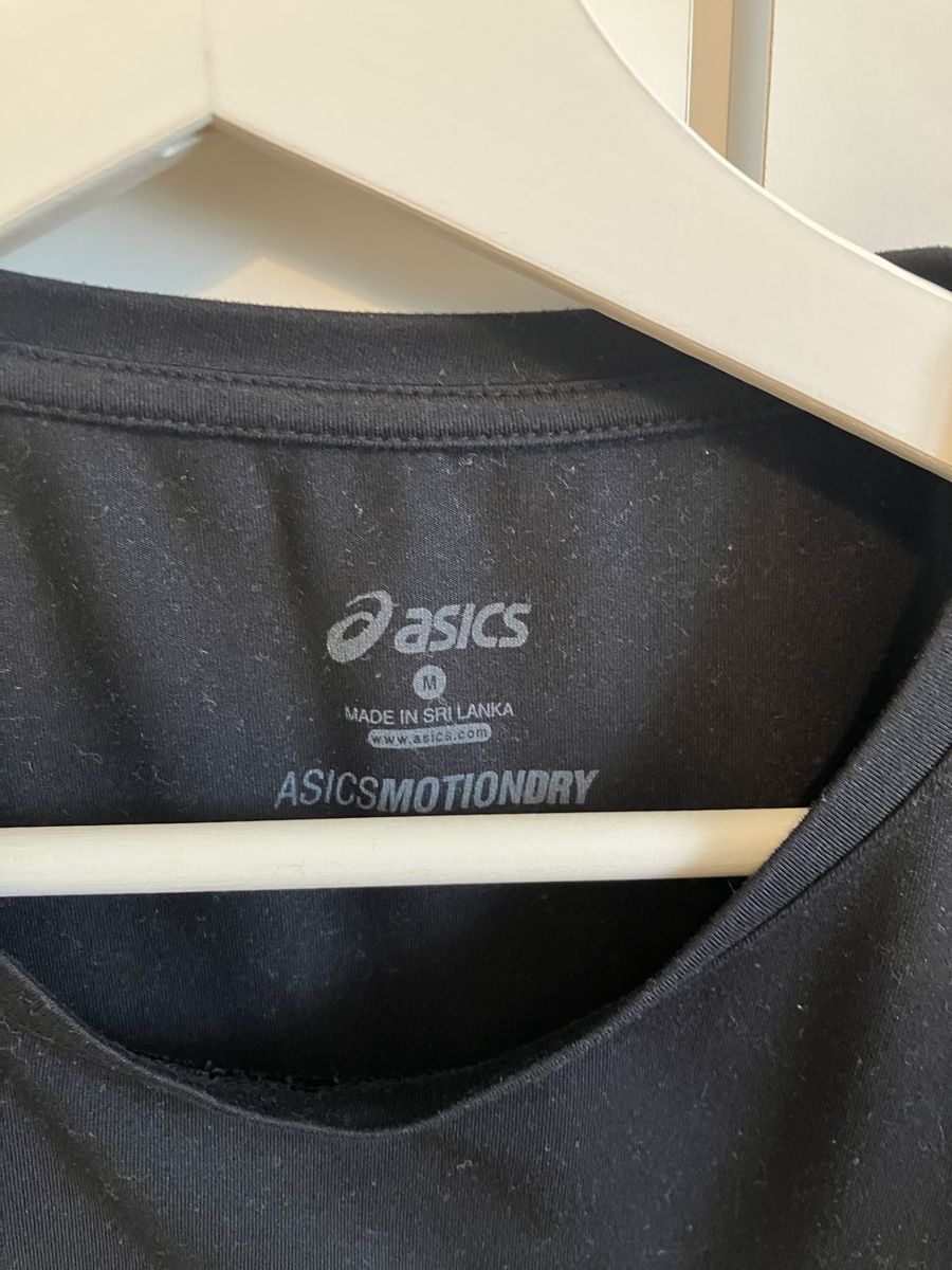 Asics T-shirts: Asics Trainingsshirt schwarz Grösse M – Neuf (Voir description) à Winterthur par Streisel 2