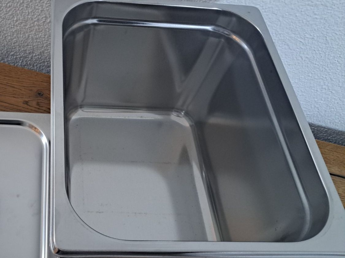 Contenitori & Simili: Gastronomie Behälter GN 1/2 – Usato da Oftringen venduto da Black_Nymeria 1