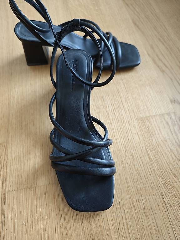 Stradivarius Damenschuhe: Schuhe Stradivarius 36 NEU – Gebraucht aus Altendorf von Crazycat_ 1
