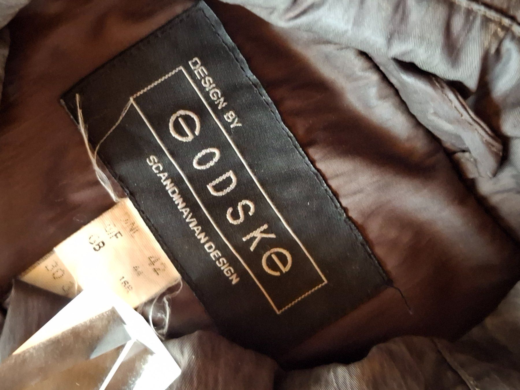 Jacken: Longue veste taille 42 marque G0dske – Gebraucht aus Villiers von san_jn5w 4