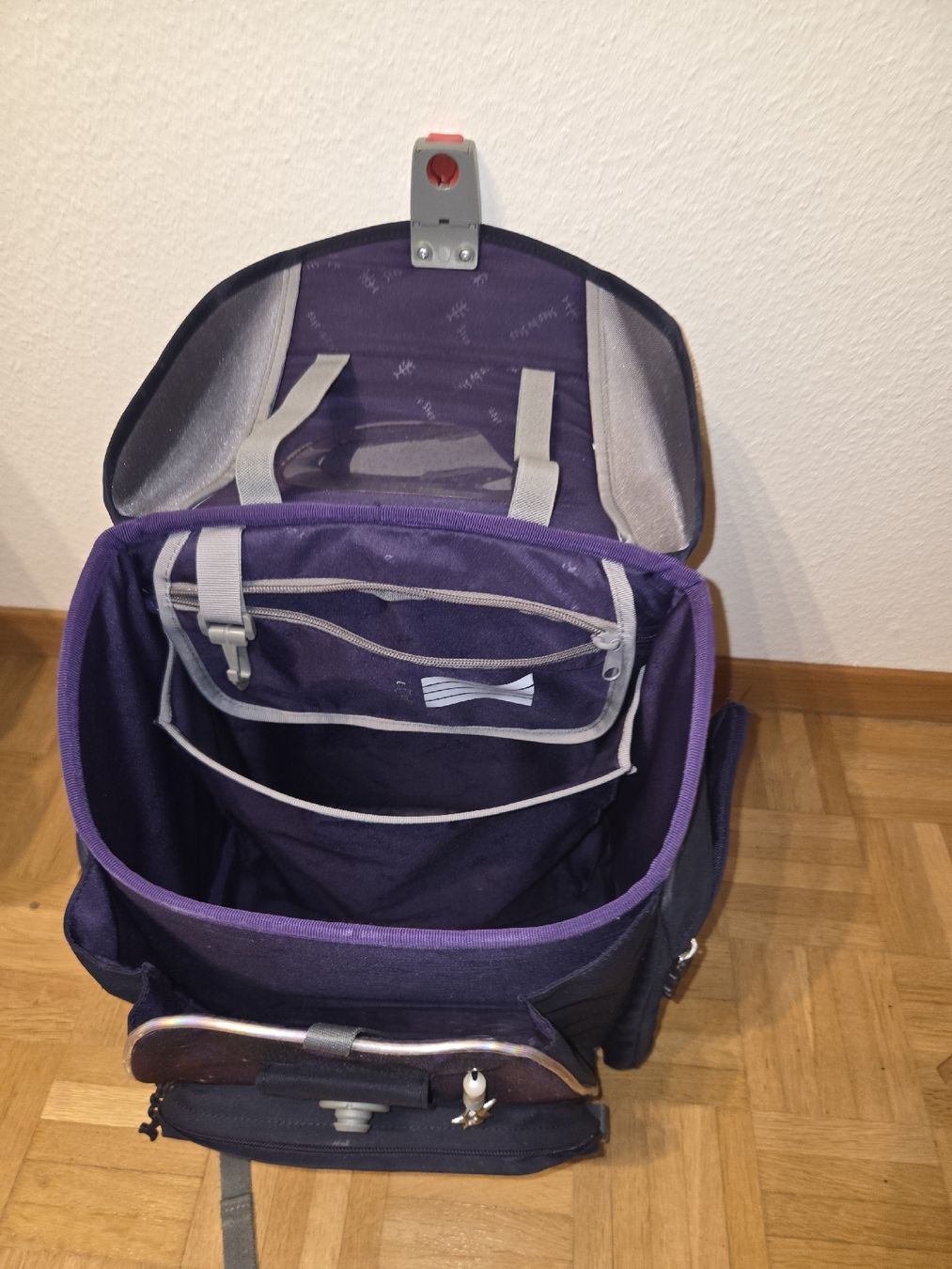 Step by Step Borse & Zaini: Schulrucksack – Usato da Basel venduto da due_rg7v 1