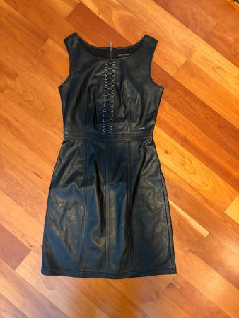 Armani Exchange Kunstleder Kleid schwarz – figurbetont