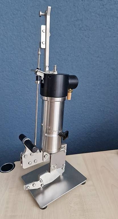 Elettrodomestici da cucina: Wurstclip-Maschine - Massstab 1:2 – Usato da Flawil venduto da Yentirb
