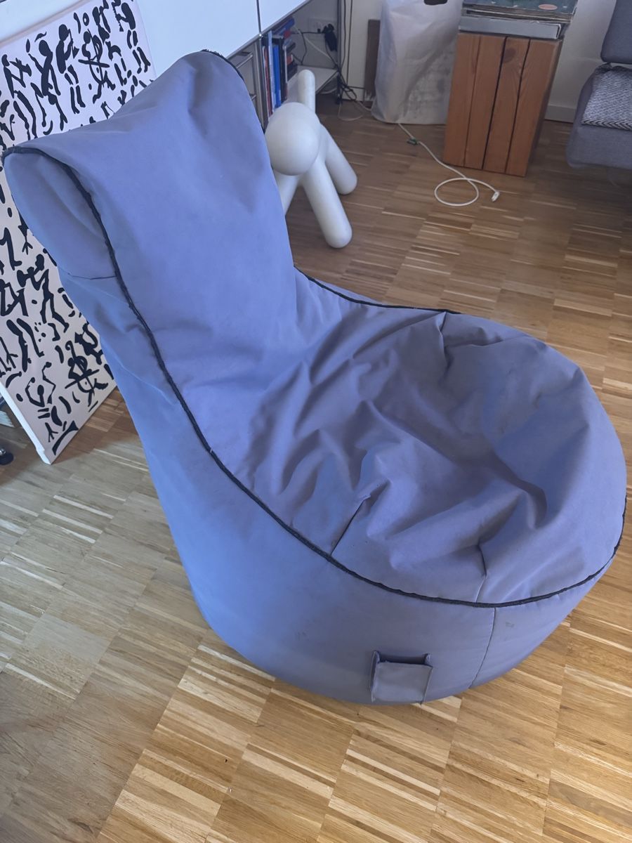 Fauteuils: Sitzsack Sitting Point dunkelgrau gebraucht – D'occasion à Zürich par VZN 1