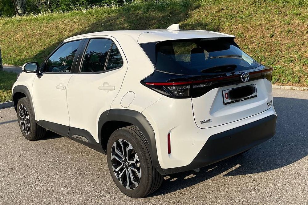 Toyota Automobili: Toyota Yaris Cross 1.5 AWD Hybrid Trend – Usato da Sonvico venduto da deedee_20382 3