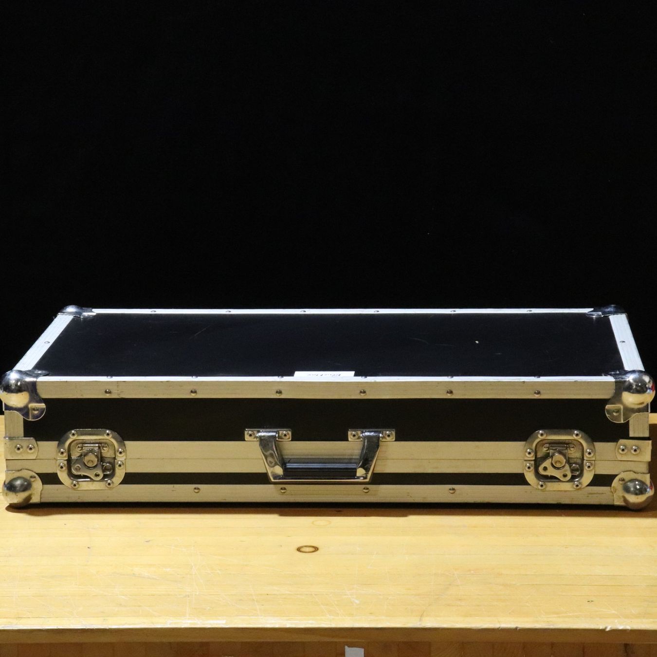 Showtec Sistema di controllo: SHOWTEC Showmaster 48 | DMX Lichtpult inkl. Case – Usato da Unterseen venduto da bluemax.ch 6