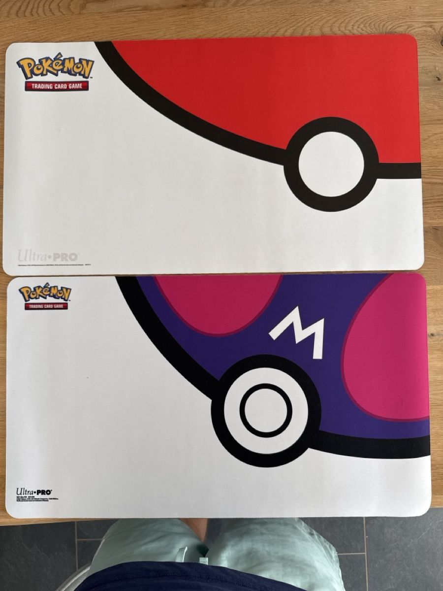 Tappeto da gioco: Pokeball & Master Ball Ultra Pro Matte – Usato da Ichertswil venduto da EldenLord