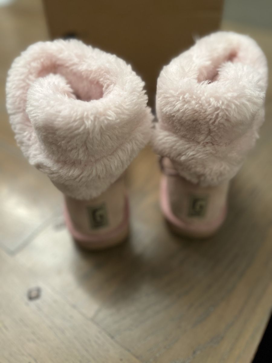 Schuhe für Mädchen: Gooce Boots Sheepskin/wool 33 Pink – Neu (gemäss Beschreibung) aus Wettswil von Mdx 1