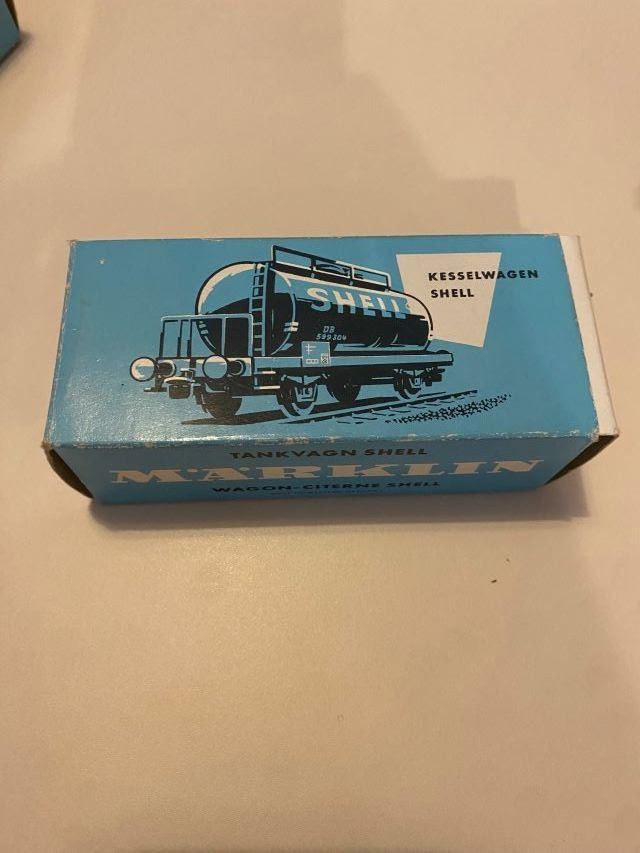 Märklin Modelleisenbahnen: Märklin 4502 Kesselwagen Shell DB Blech Version 1962 – Gebraucht aus Diessenhofen von Albin00