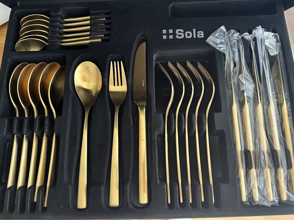 Set di posate: Sola Besteck – Usato da Chur venduto da Miina04 1