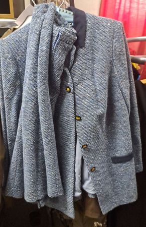 Elegante Damen Jacke aus Tweed, Grösse M, Top Zustand!