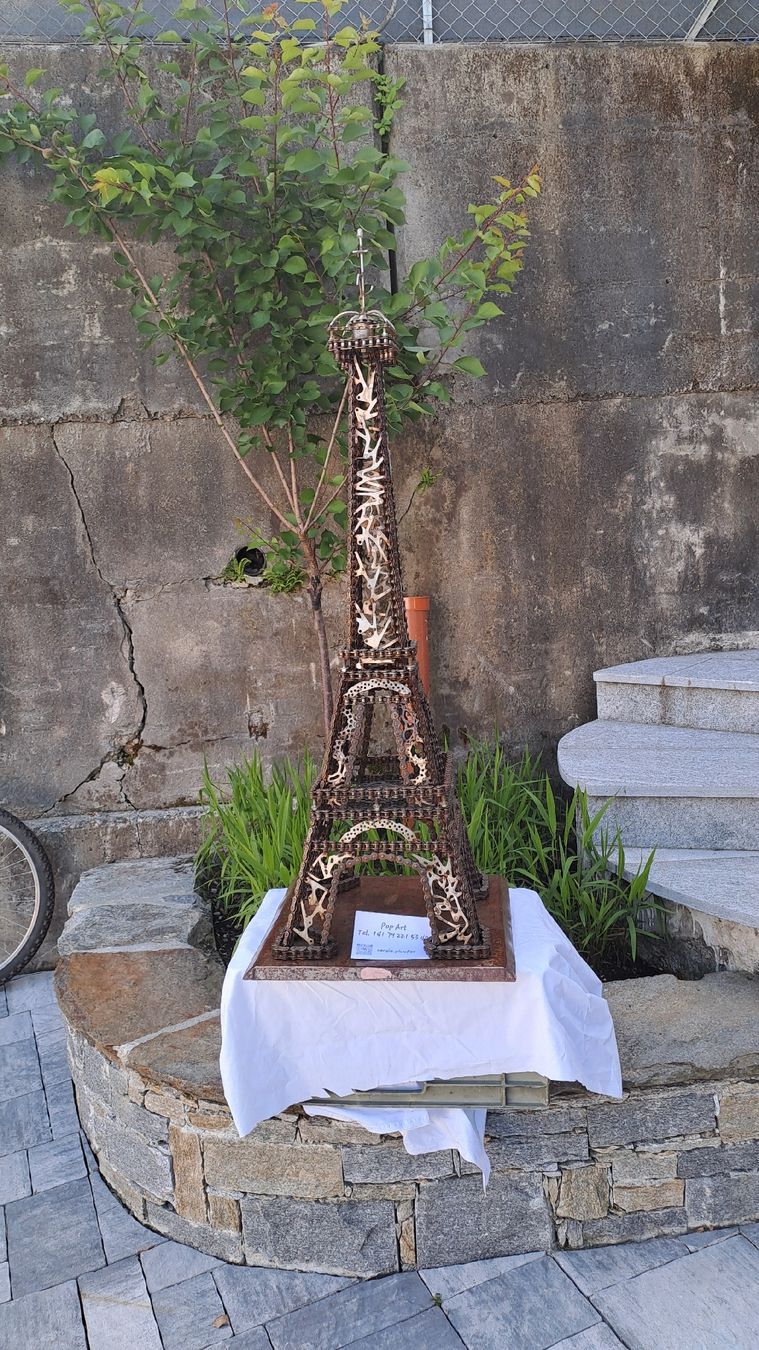 Sculture & Statue: SCULTURA TOUR EIFFEL – Nuovo (secondo la descrizione) da Sementina venduto da ser_d6bt 1