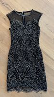Elegantes, schwarzes Kleid mit Pailletten, Grösse 36