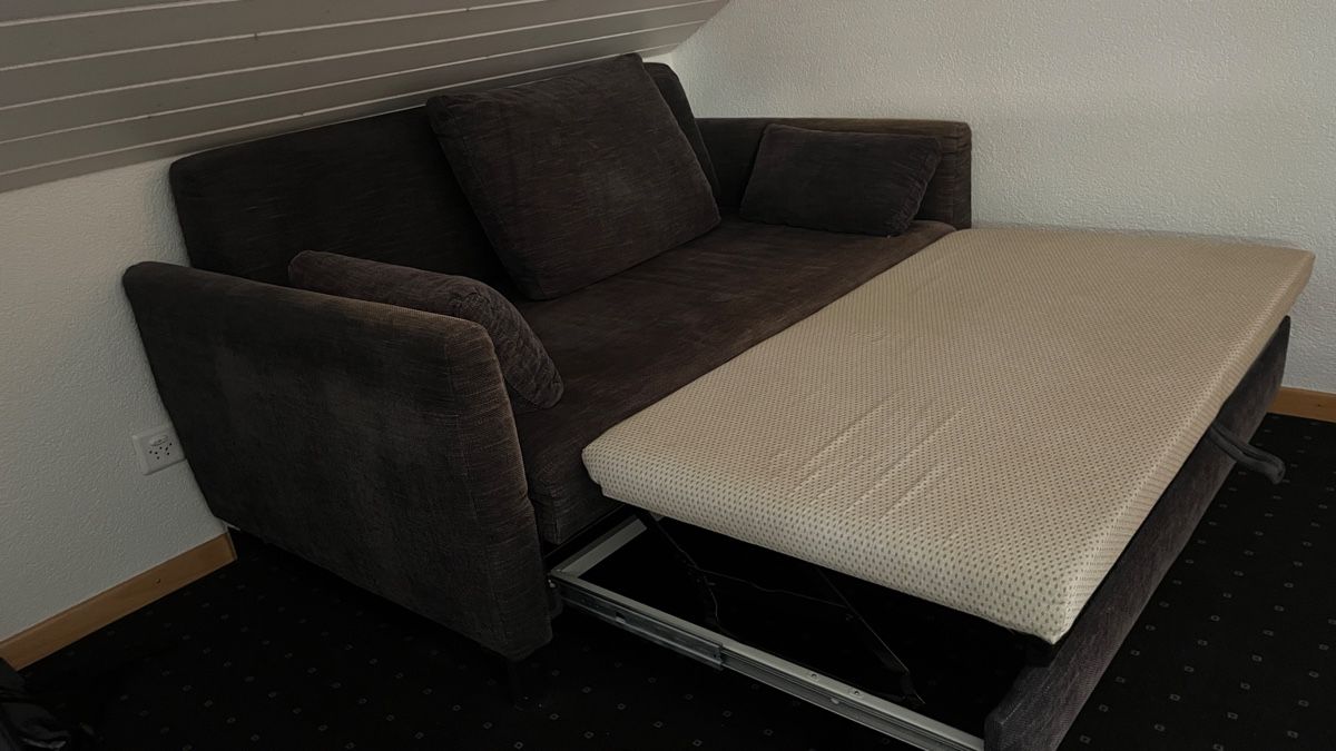 Divani: Sofa mit Bett funktion – Usato da Mümliswil venduto da lok_9hmr 2