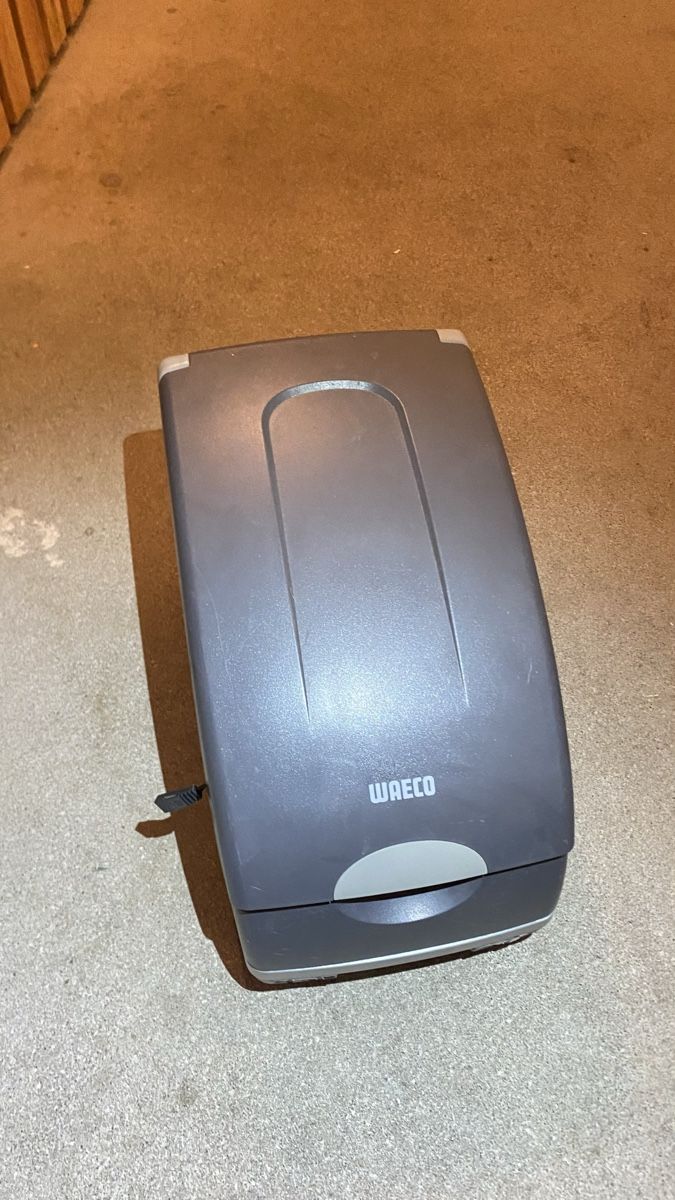 Waeco Kühlschränke & Kühlen: Waeco elektrische Kühlbox – Gebraucht aus Arbon von hubifriz