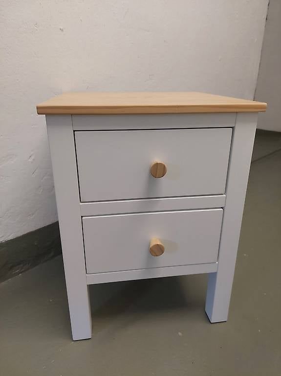 Comodini: Kleine Kommode, Nachtisch – Usato da Bern venduto da dor_qj8q