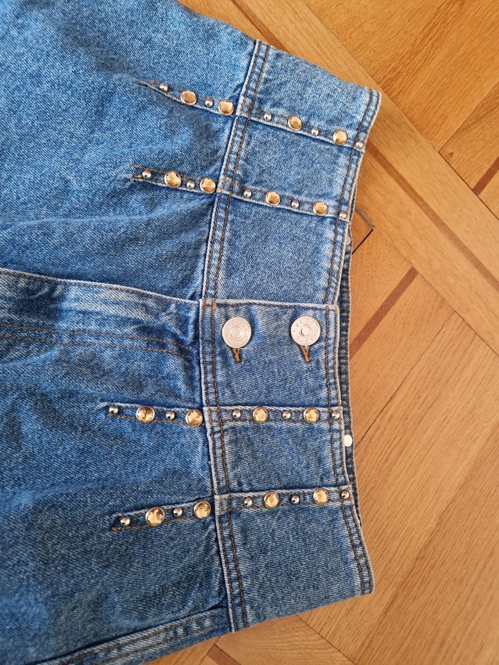 Sandro Gonne: Jupe en jean Sandro Paris, taille 3 – Nuovo (secondo la descrizione) da Pully venduto da Patriciaeve 1
