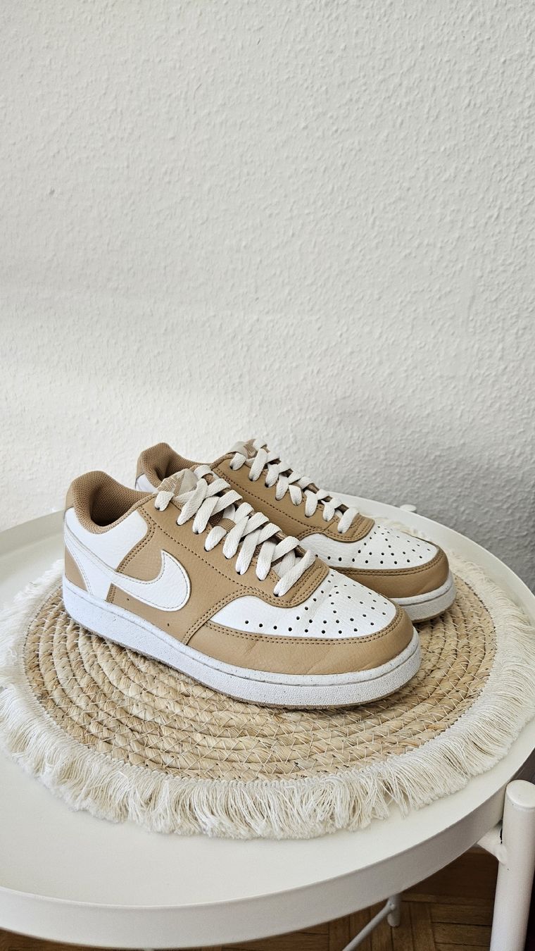 Nike Chaussures hommes: Baskets Nike comme neuve – Neuf (Voir description) à Nyon par nay_y72c 4