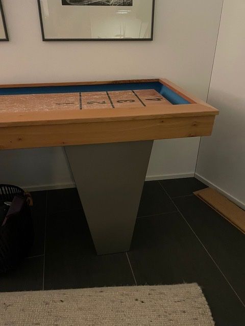 Spiele: Shuffleboard Tisch mit Puck-Set gut erhalten – Gebraucht aus Ennetbaden von Lia.laura 2