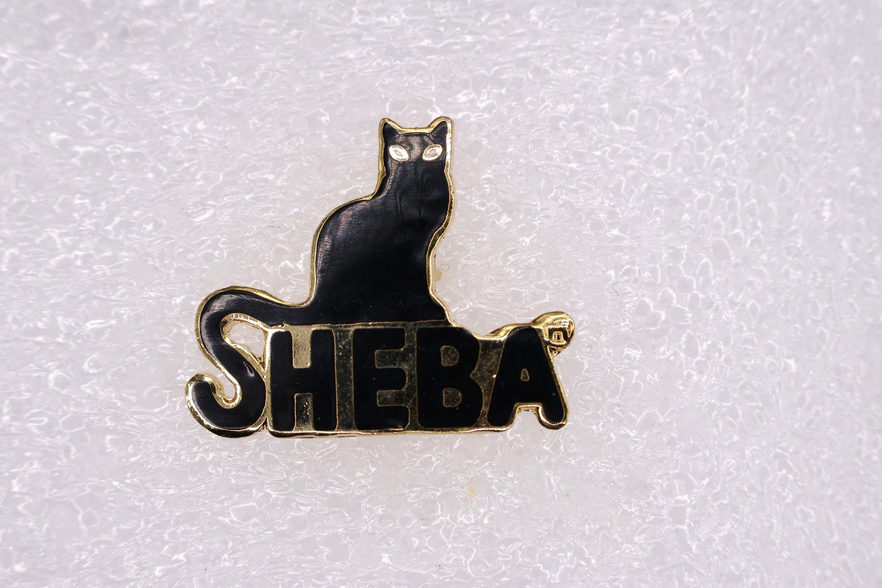 Plaketten & Abzeichen: SHEBA  Katzenfutter – Gebraucht aus Winterthur von Sammleroase