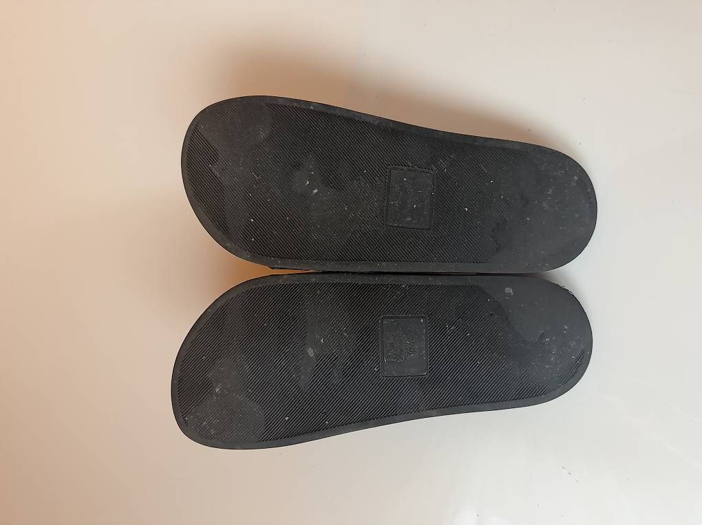 Herrenschuhe: MCM Hausschuhe – Gebraucht aus Horw von Jan.0364 2