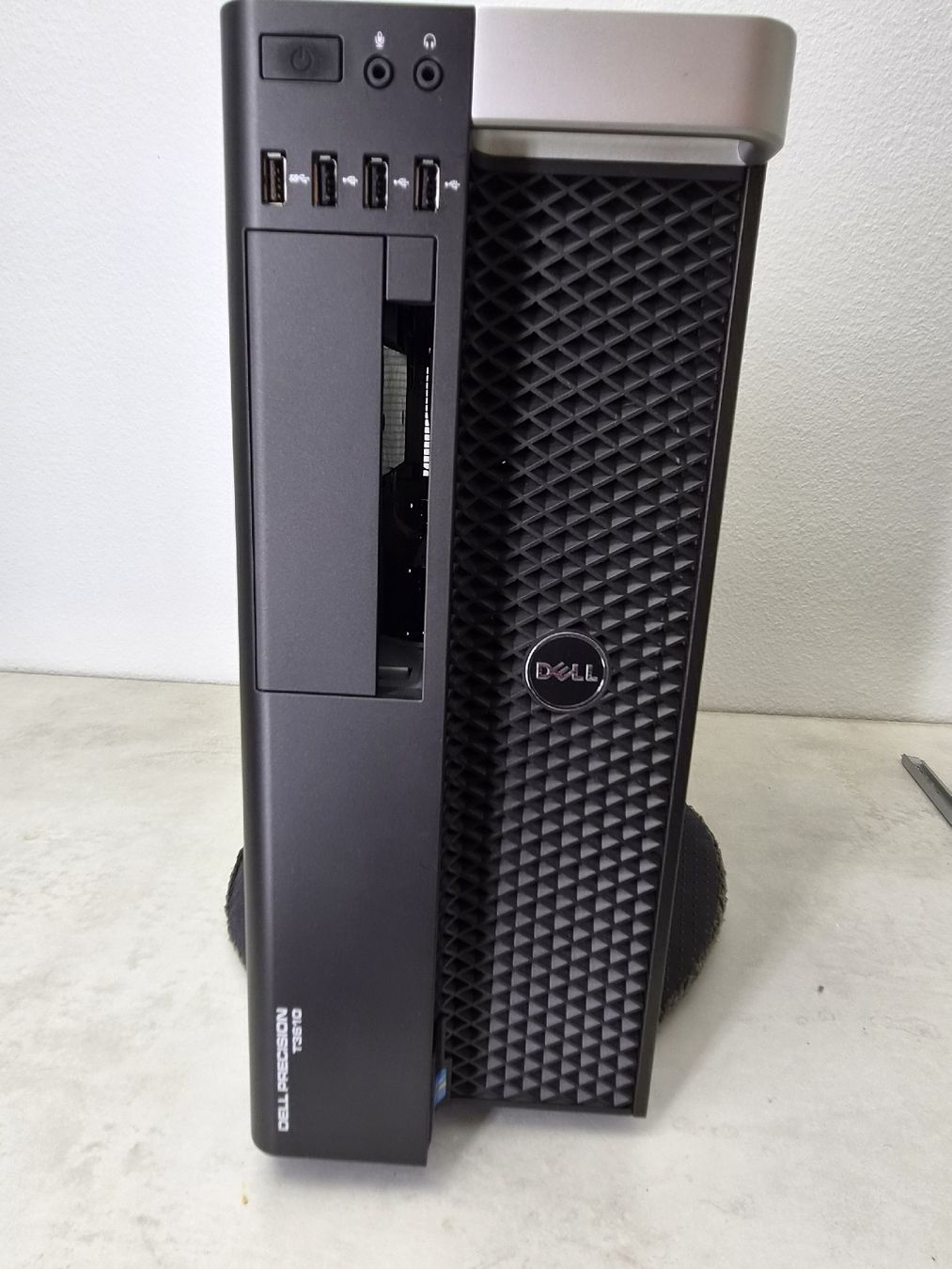 Dell PC: Dell Precision T3610 Workstation Intel Xeon – Usato da SCHAFFHAUSEN venduto da Atami99 1