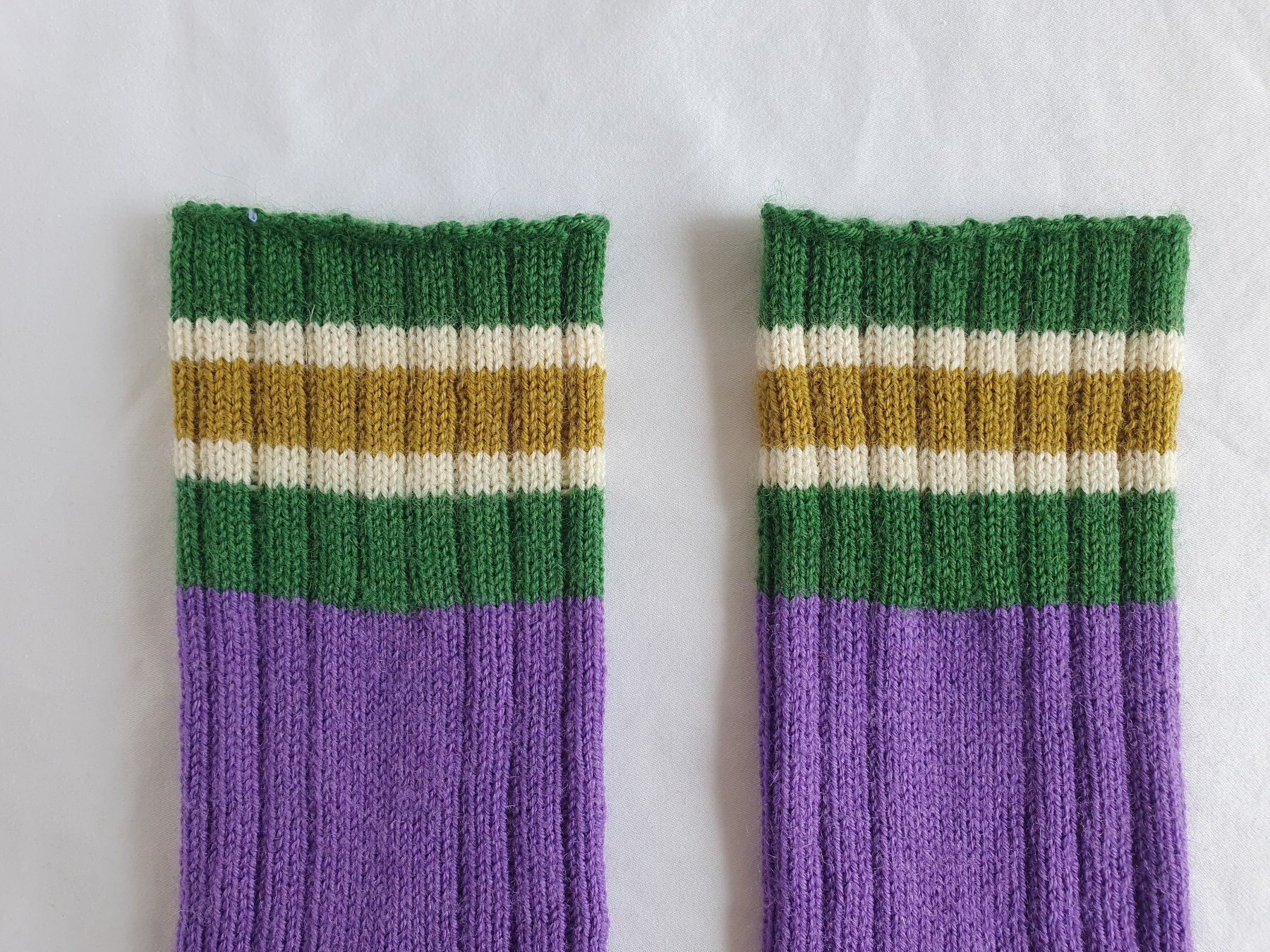 Socken: Handgestrickte Socken, Gr. 38/39, Wollsocken, Geschenk – Neu und originalverpackt aus Neunkirch von Sandramay 1