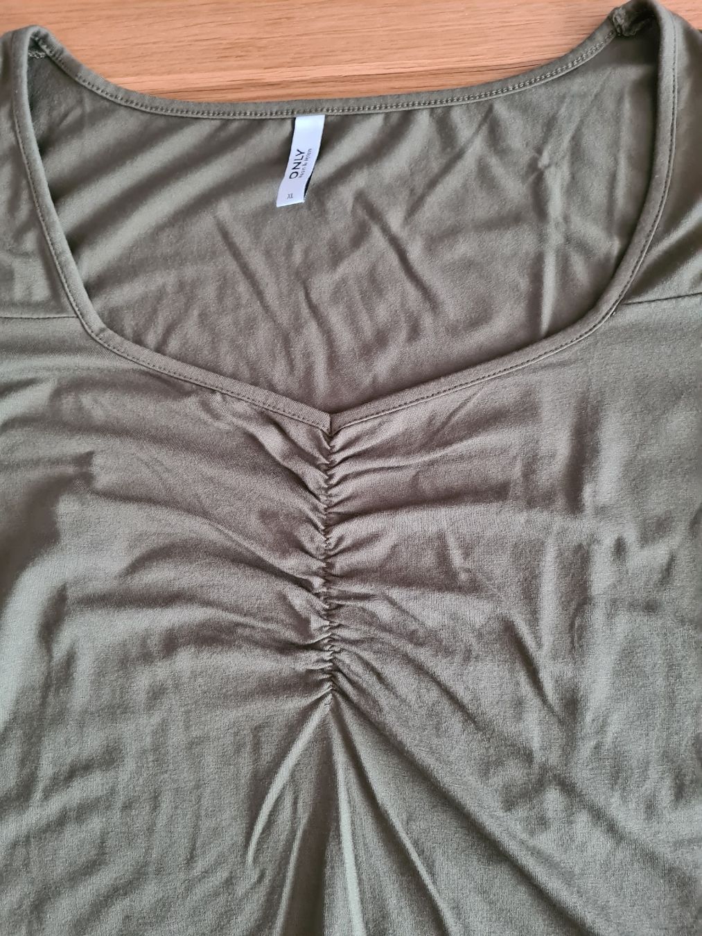 Only T-Shirts: ONLY Shirt Olivengrün Gr XL – Neu (gemäss Beschreibung) aus Winterthur von Jana1701 3