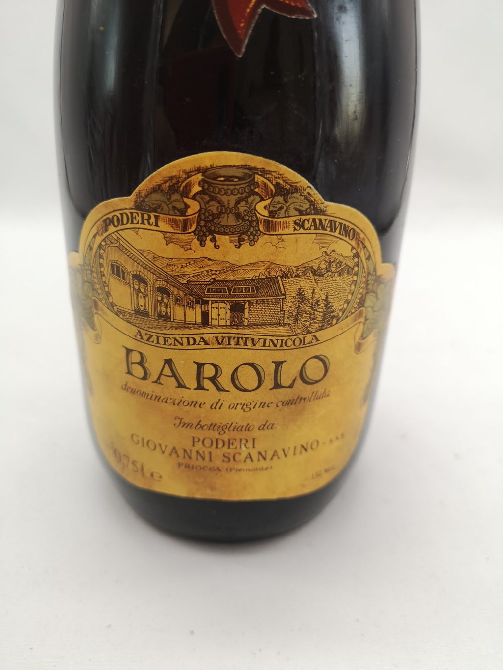 Wein: BAROLO / 1975 - 1976 - 1977 – Neu (gemäss Beschreibung) aus Bulle von italicum 5