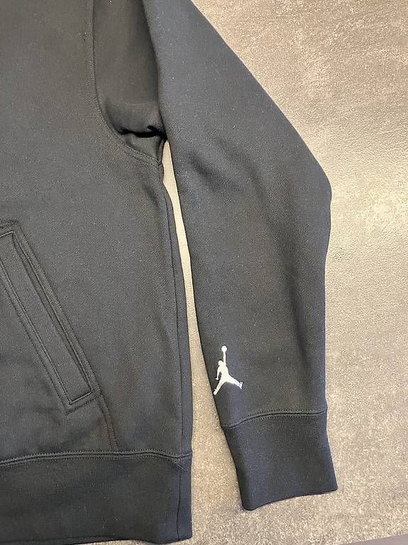 Maglioni & Felpe: Jordan Hoodie Gr. M Herren – Usato da Zürich venduto da Zueriost 1