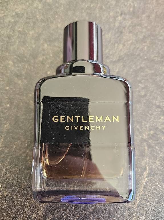 Profumi & Eau de Toilette: Givenchy Gentleman Eau de Parfum 60ml – Usato da Sempach venduto da Spartan610