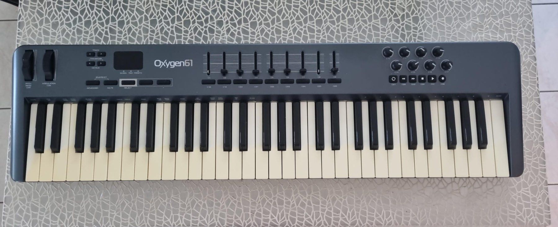 Strumenti musicali: M-Audio Oxygen 61 Controller MIDI USB a 61 tasti – Usato da Cadenazzo venduto da man_9hnd 1