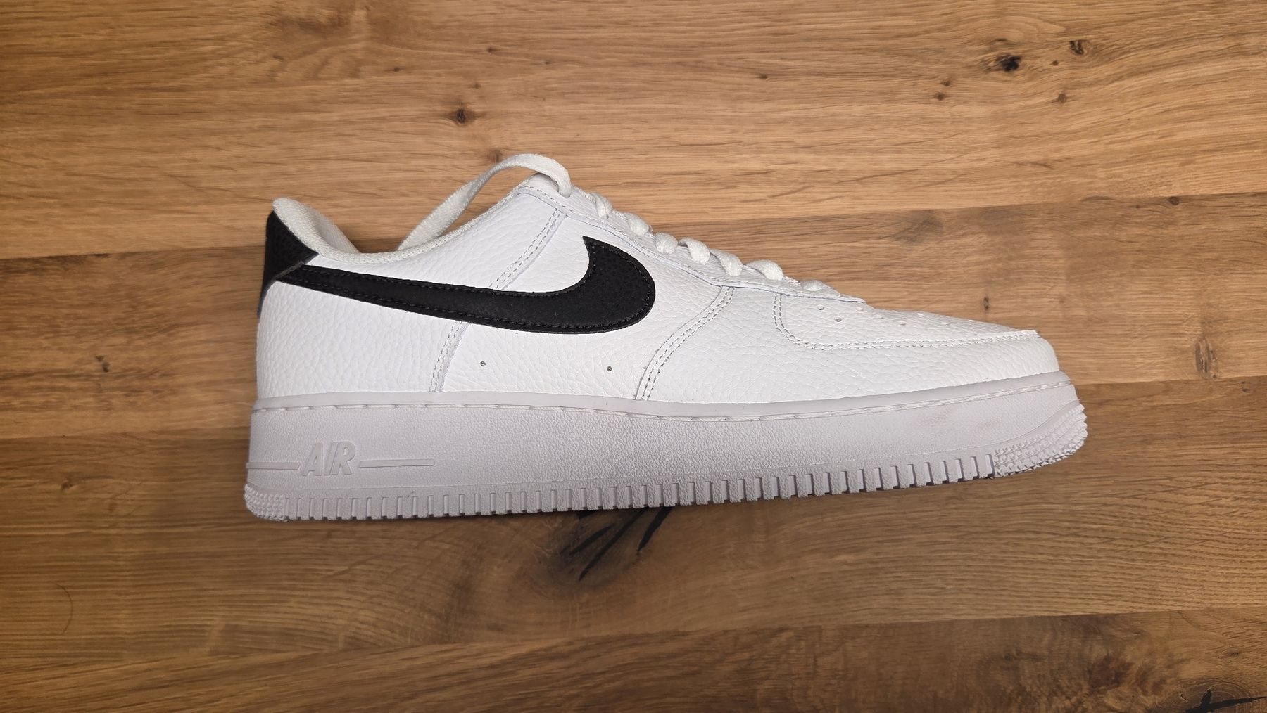 Nike Scarpe da uomo: Nike Air Force 1 – Grösse 43 – Nuovo (secondo la descrizione) da Kriens venduto da Vogelici 6