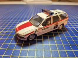 Opel Vectra B Kantonspolizei Zürich 1:43