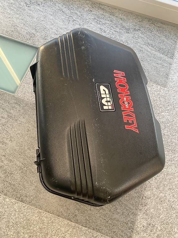 Givi Topcase: GIVI Topcase – Gebraucht aus Kriens von Mombasa2