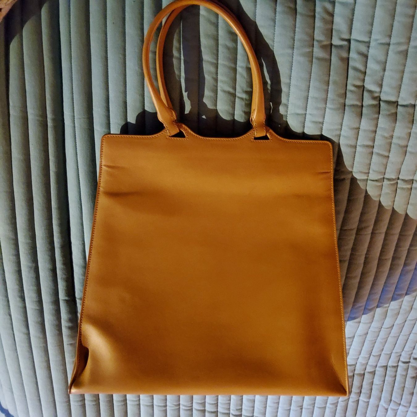 Armani Borse da donna: Giorgio Armani - Beige Damentasche - Leder – Nuovo (secondo la descrizione) da Villnachern venduto da RicardoMary 1