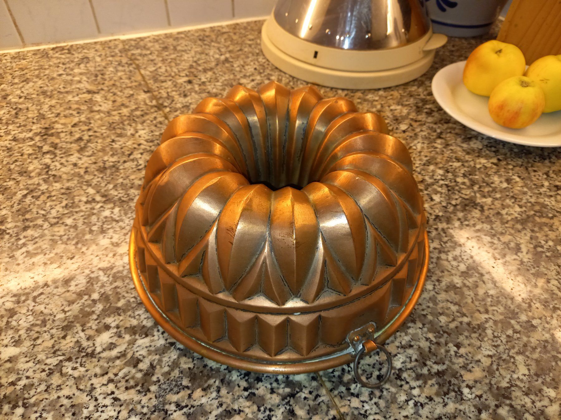 Teglie da forno: Gugelhopf vintage in rame / forma per torta – Usato da Brione s. Minusio venduto da clk_8kjj 2
