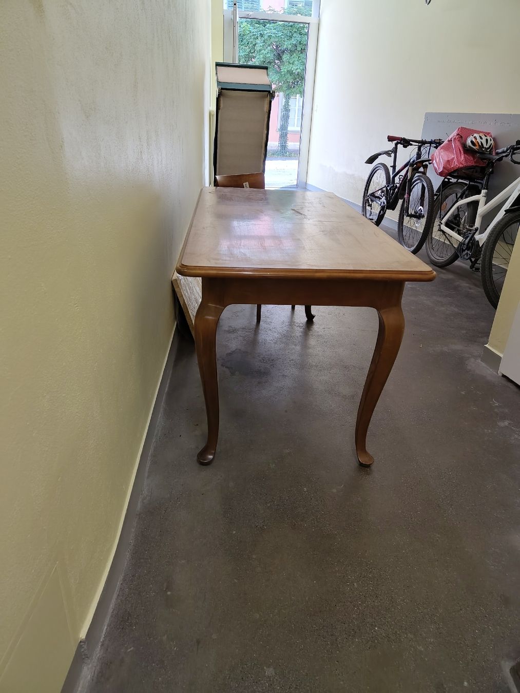 Tables: 10 Holztische – D'occasion à Schaffhausen par MartinHodel 3