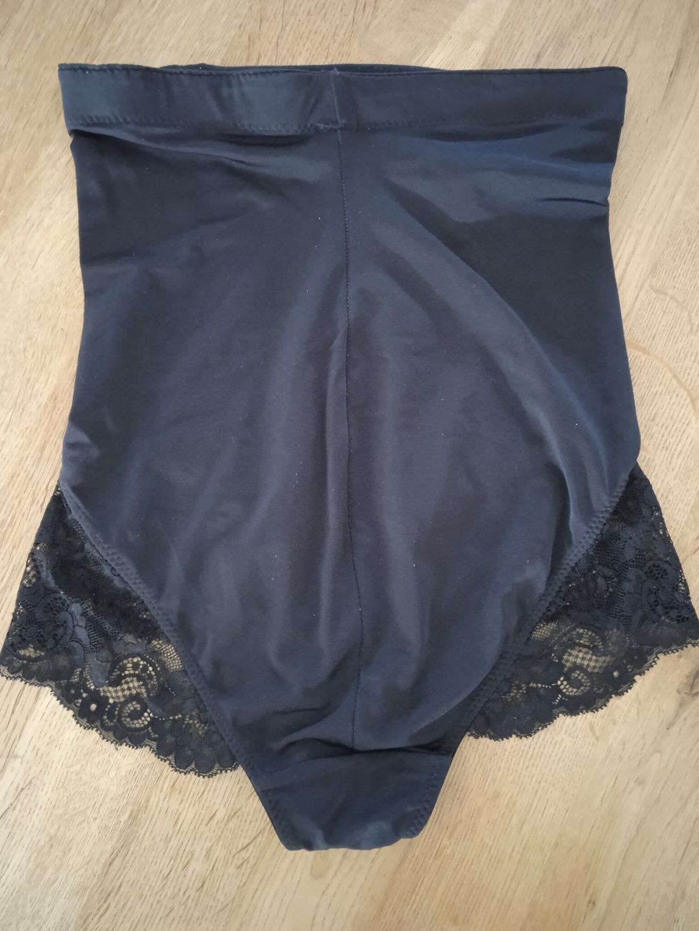 Altra biancheria intima: Shapewear Gr. 36 von Heine in schwarz – Usato da Rothrist venduto da MaSa82 1
