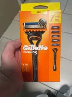 Gillette Fusion 5, 5 recharges