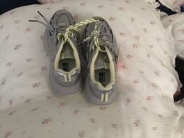 NEU Sneakers Grösse 38